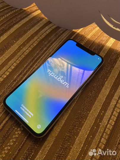 iPhone X, 64 ГБ