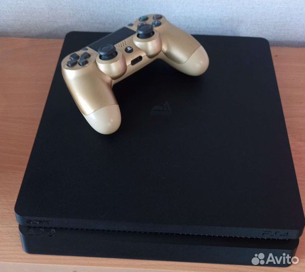 Sony PS4 Slim