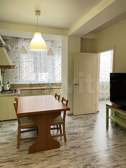 2-к. квартира, 60 м², 3/4 эт.