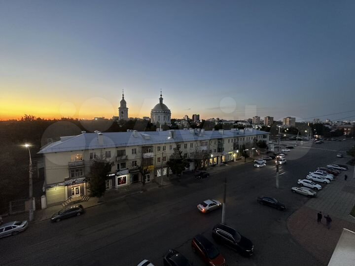 2-к. квартира, 72 м², 5/5 эт.