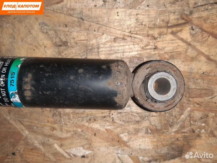 Стойка амортизатора задняя Nissan X-Trail T31