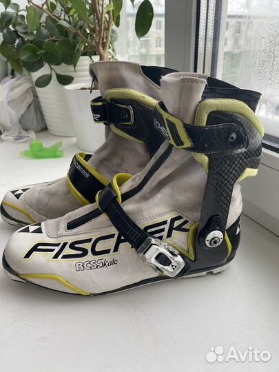 Лыжные ботинки Fischer RCS Skate Carbone 37