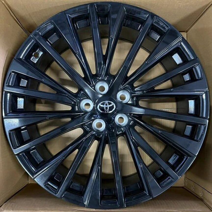 Литые диски Toyota 8×R21 5×114.3