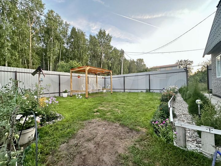 Дача 80 м² на участке 5 сот.