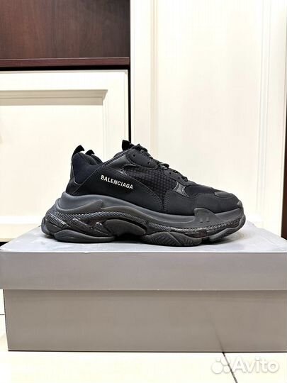 Кроссовки balenciaga triple s, оригинал