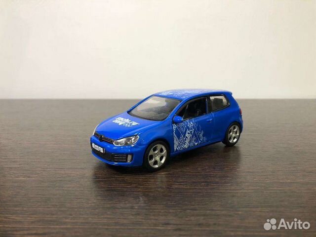 Машинка Volkswagen Golf GTI