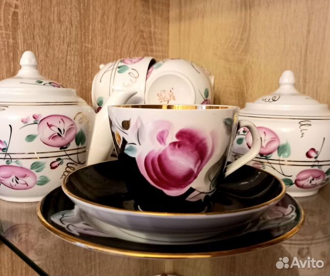 Чайная пара и десертная тарелка Хайта фарфор СССР