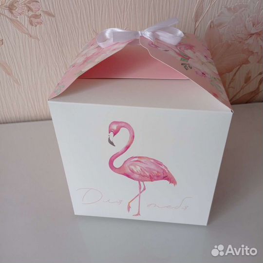 Коробка подарочная