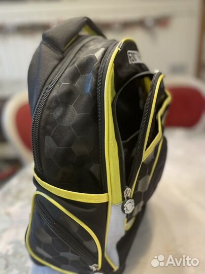 Рюкзак школьный для мальчика