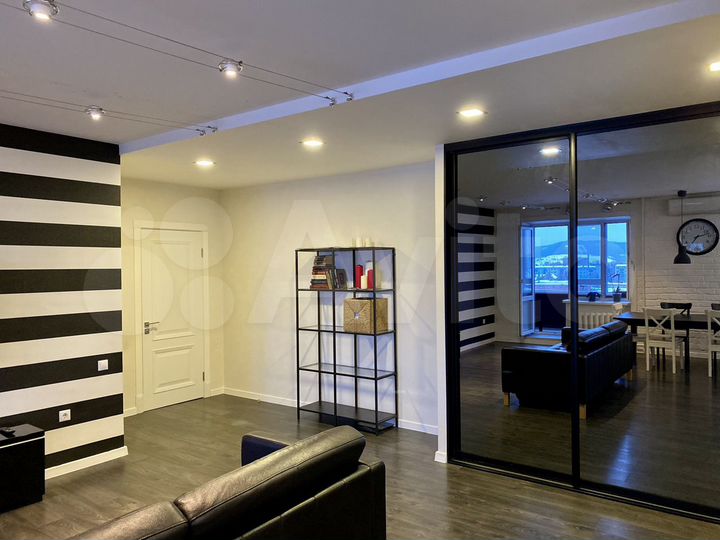 2-к. квартира, 75,8 м², 7/8 эт.