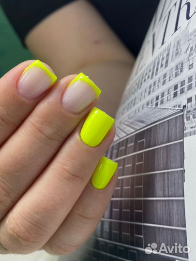 Маникюр педикюр