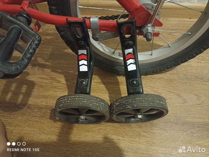 Детский велосипед + 2 новые камеры на колеса