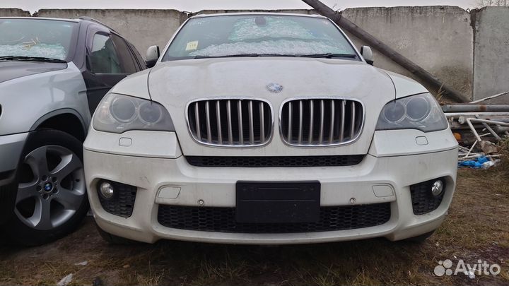 Решетки капота BMW X5 E70