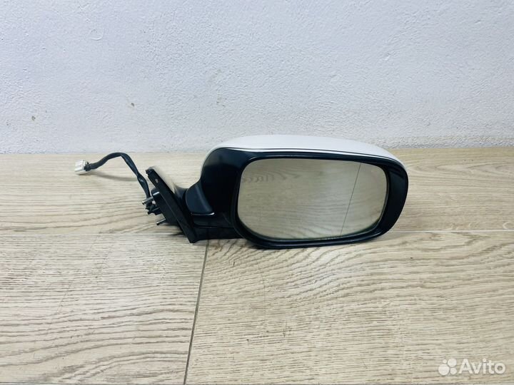 Зеркало правое Toyota Camry 40 дорест