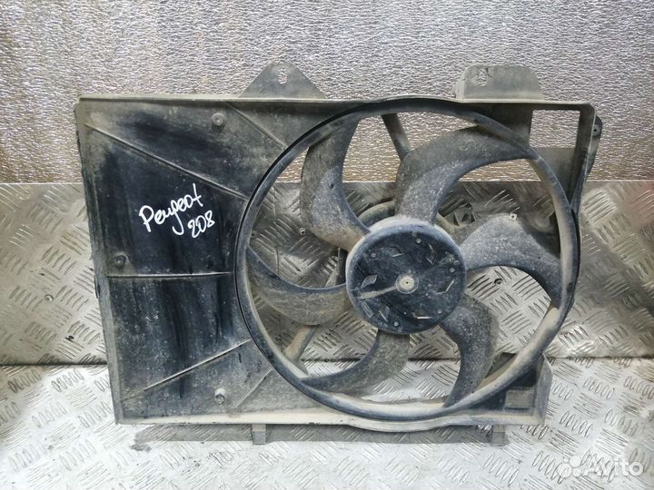 Вентилятор охлаждения Peugeot 208
