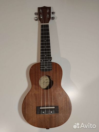 Укулеле сопрано Fabio
