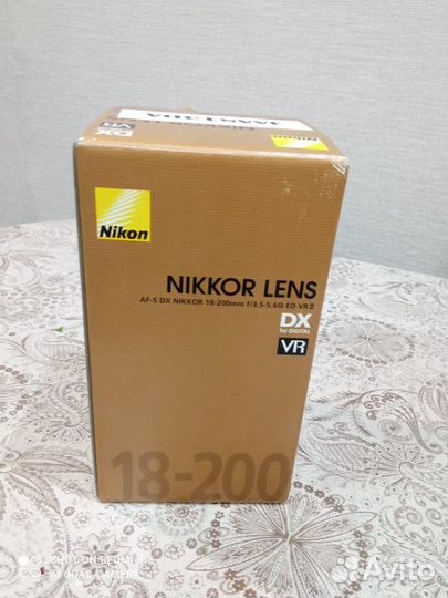 Продаю Объектив AF-S Nikkor 18-200 mm на Nikon
