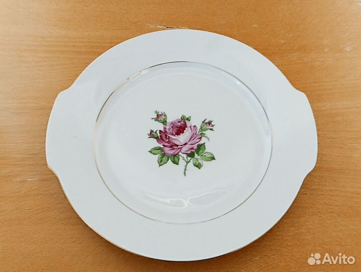 Большое блюдо. Фарфор. Позолота. kahla. ГДР