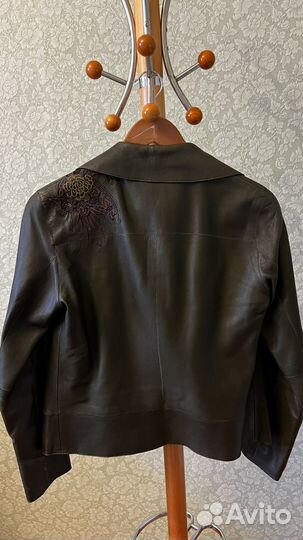 Кожаная куртка косуха massimo dutti