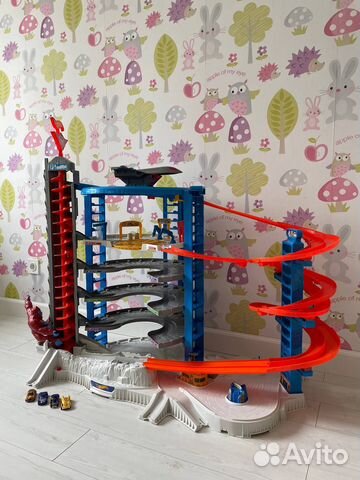 Игровой набор Hot Wheels Super Ultimate Garage