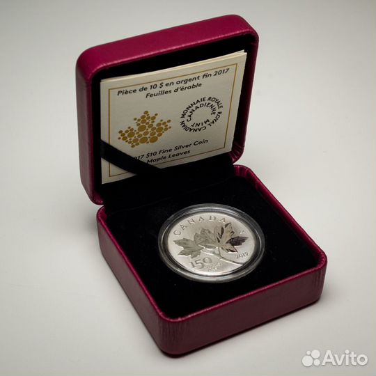 Канада 10 долларов 2017. Канадские кленовые листья