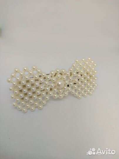 Заколки для волос