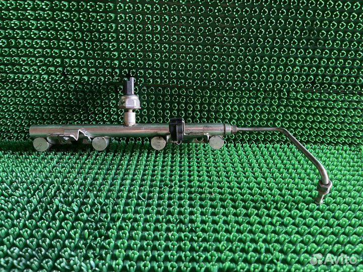 Топливная рампа Peugeot 308 1.6 EP6DT 5FX