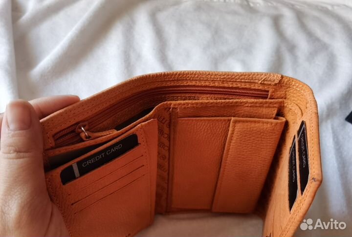 Женское портмоне, кошелёк