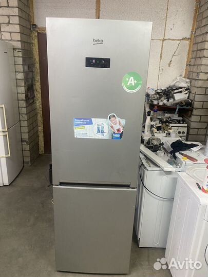 Холодильник Beko No frost 2.камеры. Серебро