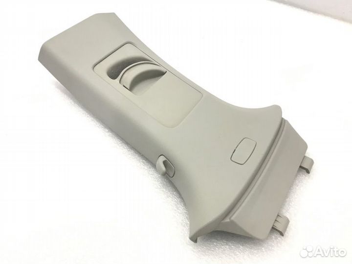 Обшивка стойки правая Skoda Octavia 1.6 cwva 2018