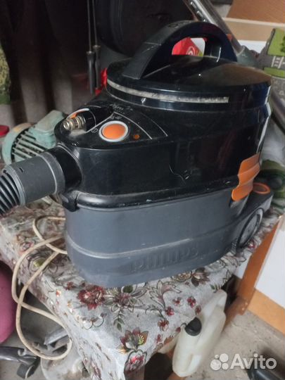 Моющий пылесос Philips