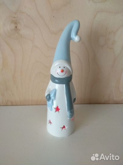 Фигурка снеговик