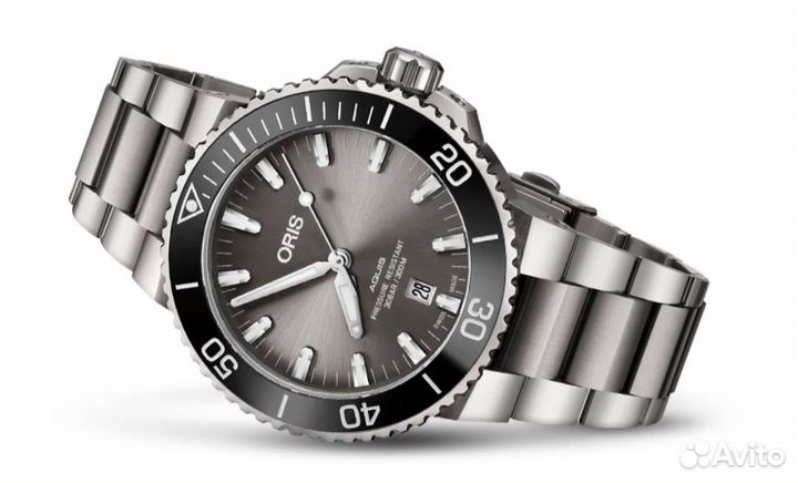 Новые Oris Aquis Titanium Date (оригинал)