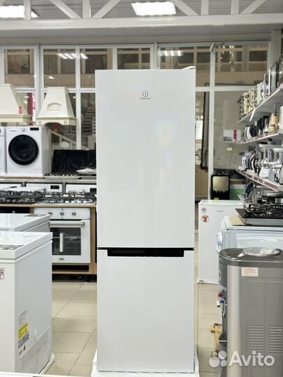 Холодильник новый