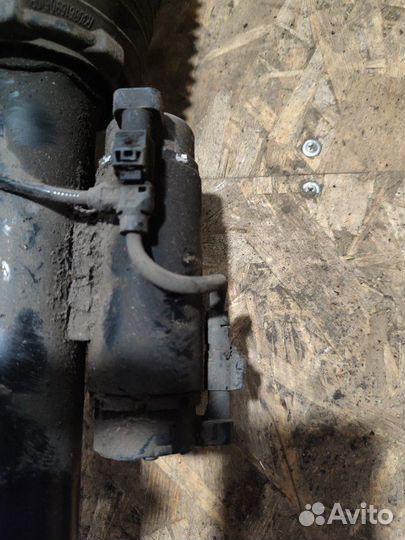 Пневмоамортизатор передний левый Bmw 7-Series G12