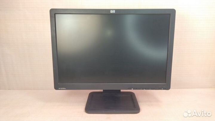 Монитор б/у 19