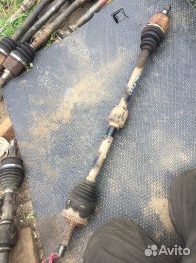 Привод передний правый Kia Ceed универсал 1.6 2011