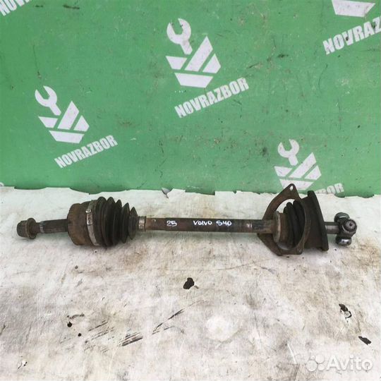 Полуось передняя левая Вольво C40