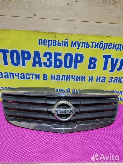 Решетка радиатора Nissan Almera