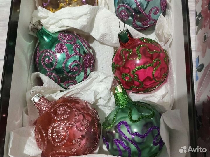 Елочные игрушки