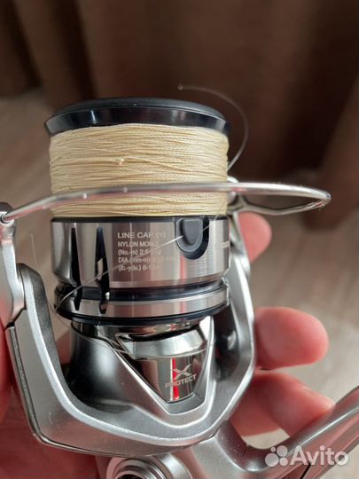 Катушка shimano stradic 19 2500HG