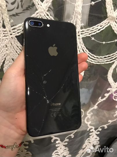 iPhone 8 Plus, 64 ГБ