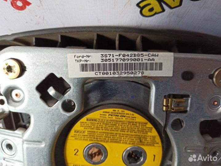 Подушка безопасности водителя Ford Mondeo 3