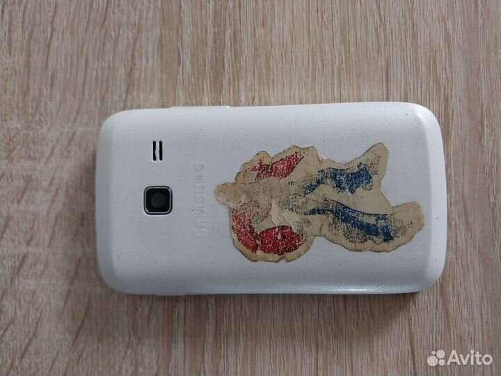 Телефон Samsung