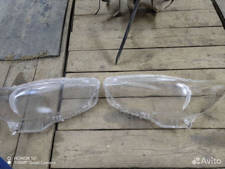 Продам стекла на Мазда 6