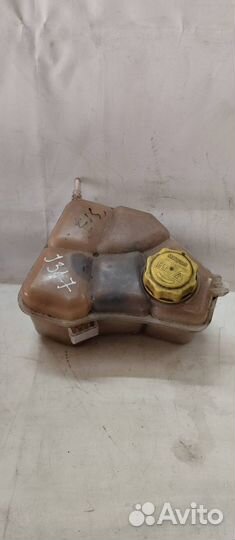 Форд Фьюжн бачок расширительный