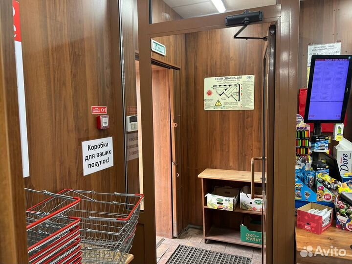 Продажа торгового помещения ул. Работниц, д.72