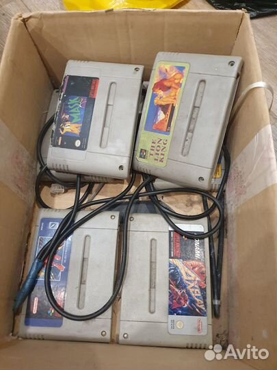 Super nintendo приставка и 6 игр