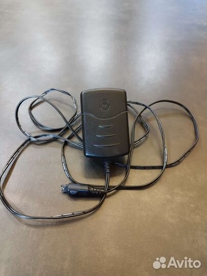 Зарядное устройство motorola