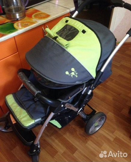 Удобная прогулочная коляска
